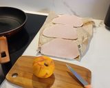Foto del paso 1 de la receta: Carpaccio Templado de Nectarina Caramelizada con Pavo Glaseado a la Sartén