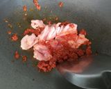 รูปขั้นตอนการทำที่ 2 ของ ผัดพริกแกงหมูถั่วฝักยาว