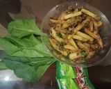 A picture of step 5 of Green spinach fries.