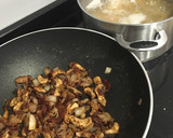 Foto del paso 3 de la receta: Espaguetis con jamón y champiñones