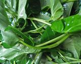 Foto langkah ke 1 dari resep Cah kangkung terasi.