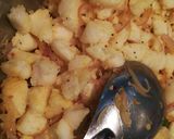 A picture of step 4 of Masala Idli.