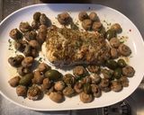 Une image de l'étape 10 de Dos de cabillaud au four champignons de paris et câpres italiennes.
