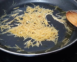Foto del paso 4 de la receta: Conejo con fideos