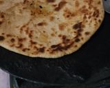 A picture of step 4 of Aloo ka paratha.