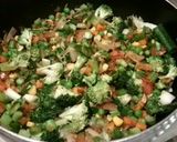 A picture of step 2 of Stir fry veggies Pasta.
