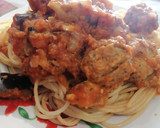 Foto del paso 2 de la receta: 141. Espaguetis con albóndigas veganas en tomate y berenjena