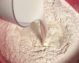 Foto del paso 2 de la receta: Masa de gofres crujientes y hojaldrados