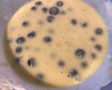 Une image de l'étape 4 de Pirogue des rois citron et myrtilles.