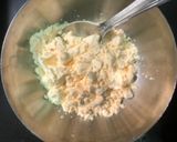 A picture of step 2 of Mango custard with gulab jamun.