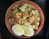 Foto langkah ke 4 dari resep Laksa ayam udang gurih.