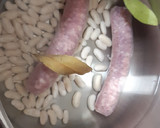 Foto del paso 1 de la receta: Ensalada de alubias con butifarra catalana