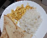 Foto del paso 3 de la receta Huevos revueltos con arroz blanco