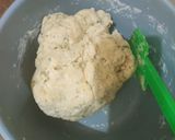 Foto langkah ke 2 dari resep Stik Bawang / Kue Bawang renyah dan empuk.