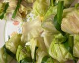 Hình bước làm 1 của món Canh bắp cải cuộn thịt
