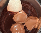 Foto del paso 3 de la receta: Baño de chocolate