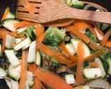 Foto del paso 5 de la receta Noodles de arroz con verduras y tofu
