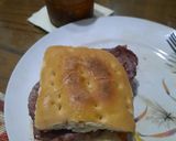 Foto del paso 4 de la receta: Salchicha criolla y churrasco de cuadril a la chapa