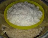 Foto langkah ke 7 dari resep Beras Ketan kukus 2 topping (susu keju & kelapa parut manis).