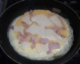 Foto del paso 3 de la receta: Omelette de arroz con queso y jamón