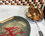 Foto langkah ke 1 dari resep Semur Ayam Pedas.