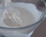 White Swiss Roll (Snow Cake Roll) Recipe Video recipe step 7 photo