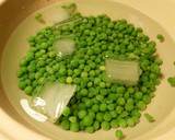 Foto del paso 22 de la receta: Ternera en salsa con guisantes y especias nobles