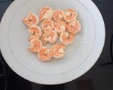 Foto langkah ke 2 dari resep Garlic Butter Prawn.