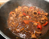 Foto del paso 5 de la receta: Arroz murciano con calamares y langostinos