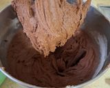 A picture of step 3 of Chocolate Walnut Polvorones.