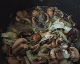 Foto langkah ke 2 dari resep Mushroom Cream Soup (Cream Soup Jamur).