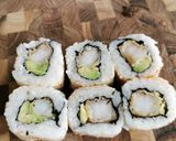 A picture of step 8 of Californian Rolls and Tuna sushi.