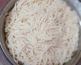 A picture of step 2 of Hakka noodles.