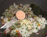 Foto langkah ke 3 dari resep Nasi Goreng Kecombrang.