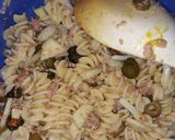 Foto del paso 2 de la receta: Ensalada de tornillos con atún y manzanas