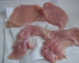 Foto del paso 4 de la receta Lomos de pechuga de pollo con bechamel y pimentón