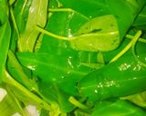 Foto langkah ke 3 dari resep Cah kangkung bakso ikan.
