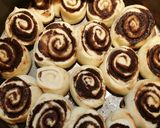 صورة لخطوة 4 من وصفة السينامون رولز الأميريكي التقليدي Cinnamon Rolls