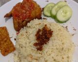 Foto langkah ke 5 dari resep Ayam Penyet Surabaya.