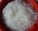 Foto langkah ke 1 dari resep Bihun Goreng.