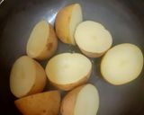 A picture of step 1 of Vratwale Potato Roast.