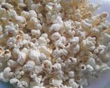 Foto langkah ke 1 dari resep Salted Caramel Popcorn (mudah dan enak).
