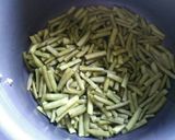 A picture of step 1 of Guwar (cluster beans) Do Pyaza.