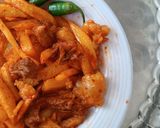 عکس مرحله 1 از دستور گوشت سرخ شده با سیب زمینی