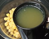 A picture of step 1 of Degi white chana pulao biryani.