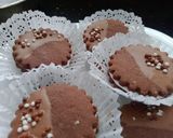 صورة لخطوة 12 من وصفة حلوى جافة بالكاكاو وكريمة الميرانغ meringue