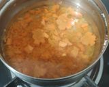A picture of step 2 of Tricolour puttu.