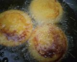 A picture of step 5 of Kesar Malpua.