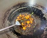 Foto langkah ke 4 dari resep Bihun Goreng Bumbu Biryani.