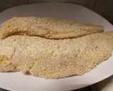 A picture of step 1 of Breaded chicken panino.